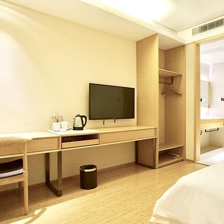 Ji Hotel Shanghai Oriental Pearl Tower ภายนอก รูปภาพ