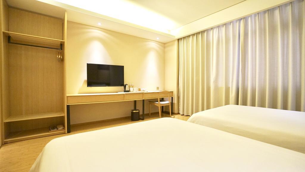 Ji Hotel Shanghai Oriental Pearl Tower ภายนอก รูปภาพ