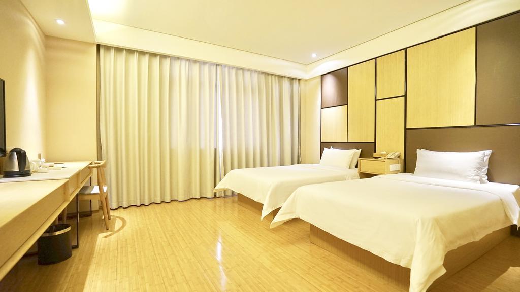 Ji Hotel Shanghai Oriental Pearl Tower ภายนอก รูปภาพ